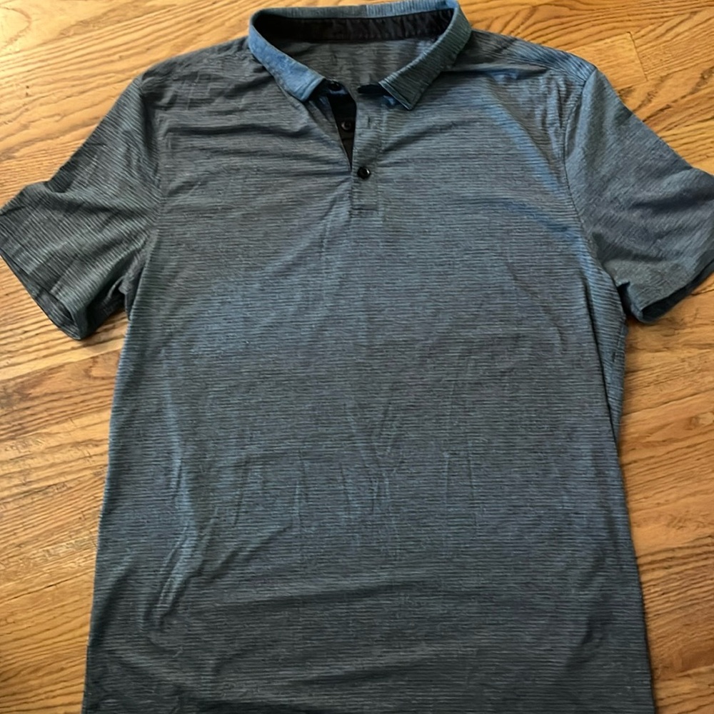 Lululemon Men’s Size XL Polo Short Sleeved Shirt